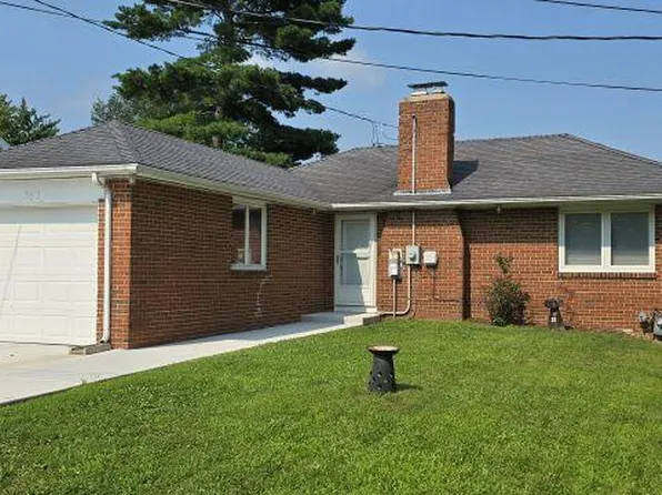 363 W Lakeview Dr, Lowell, IN 46356