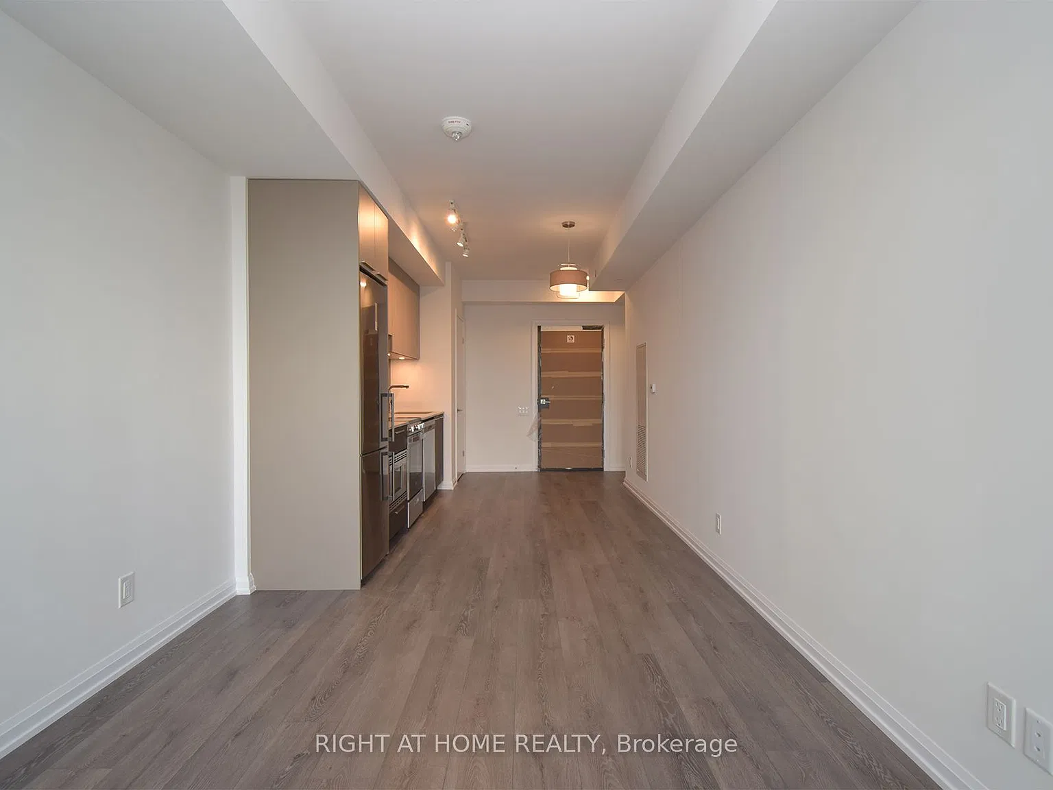 1 bed, $2,275 — Photo 3