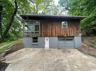 1220 31st Street Pl, Moline, IL 61265