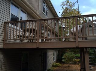 802 Barberry Pl, West Bend, WI 53095