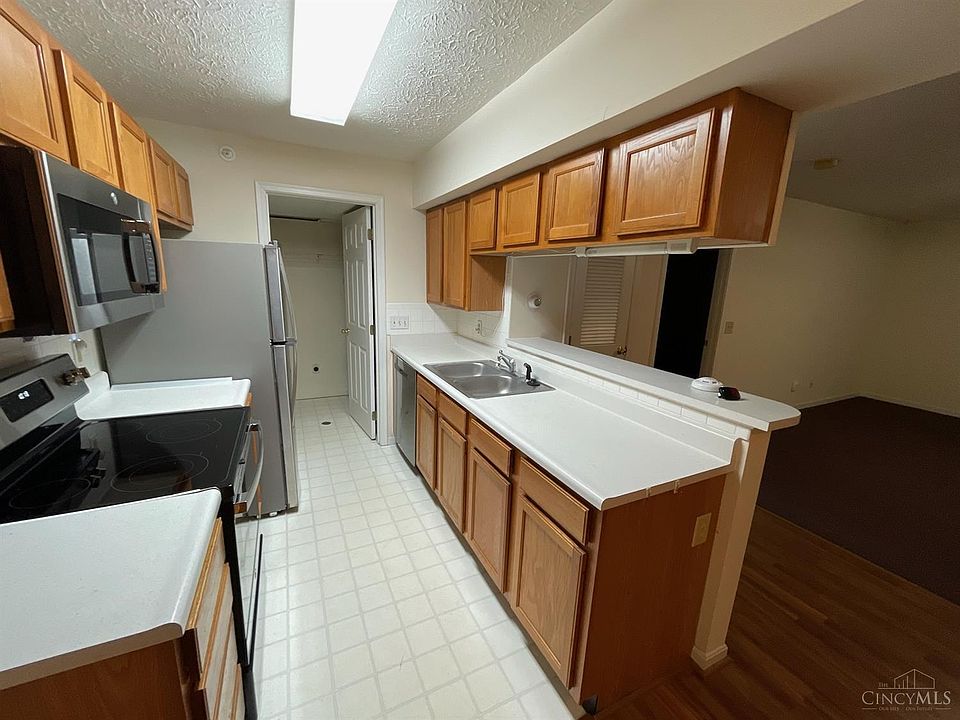 3070 Preserve Ln APT 2B, Colerain Twp, OH 45239 Zillow