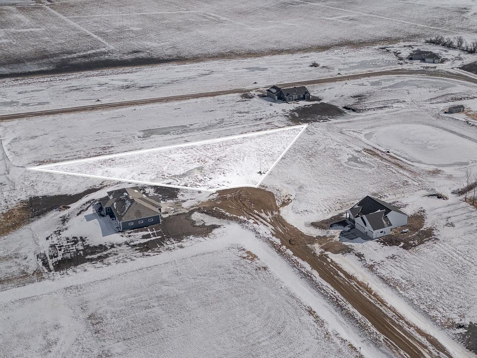 1st image of 200 Laverne Ln
