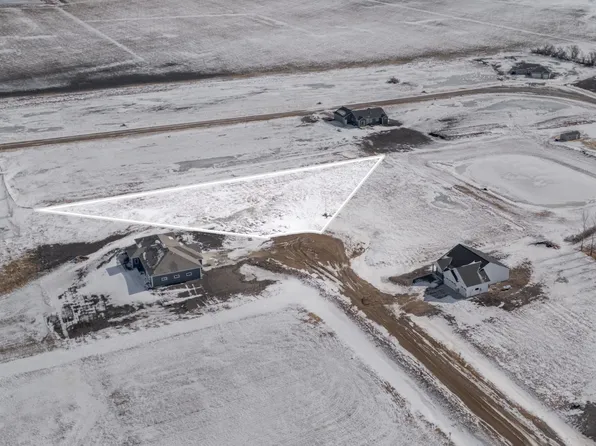 200 Laverne Ln, Colfax, ND 58018