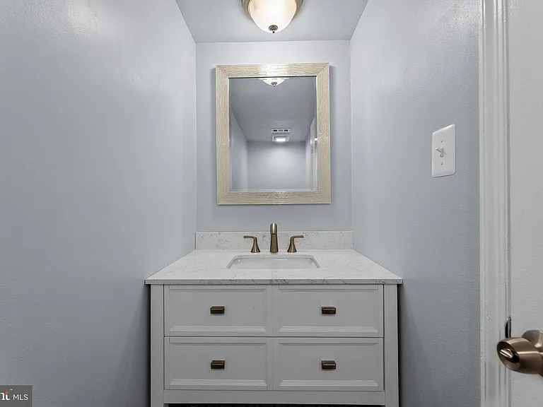 8145 Community Dr — Photo 19