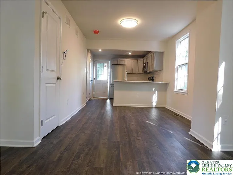 1414 Iron St — Photo 7