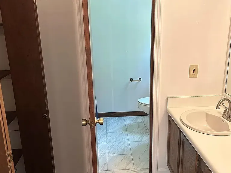 Ensuite