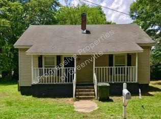 25 11th St, Greer, SC 29651