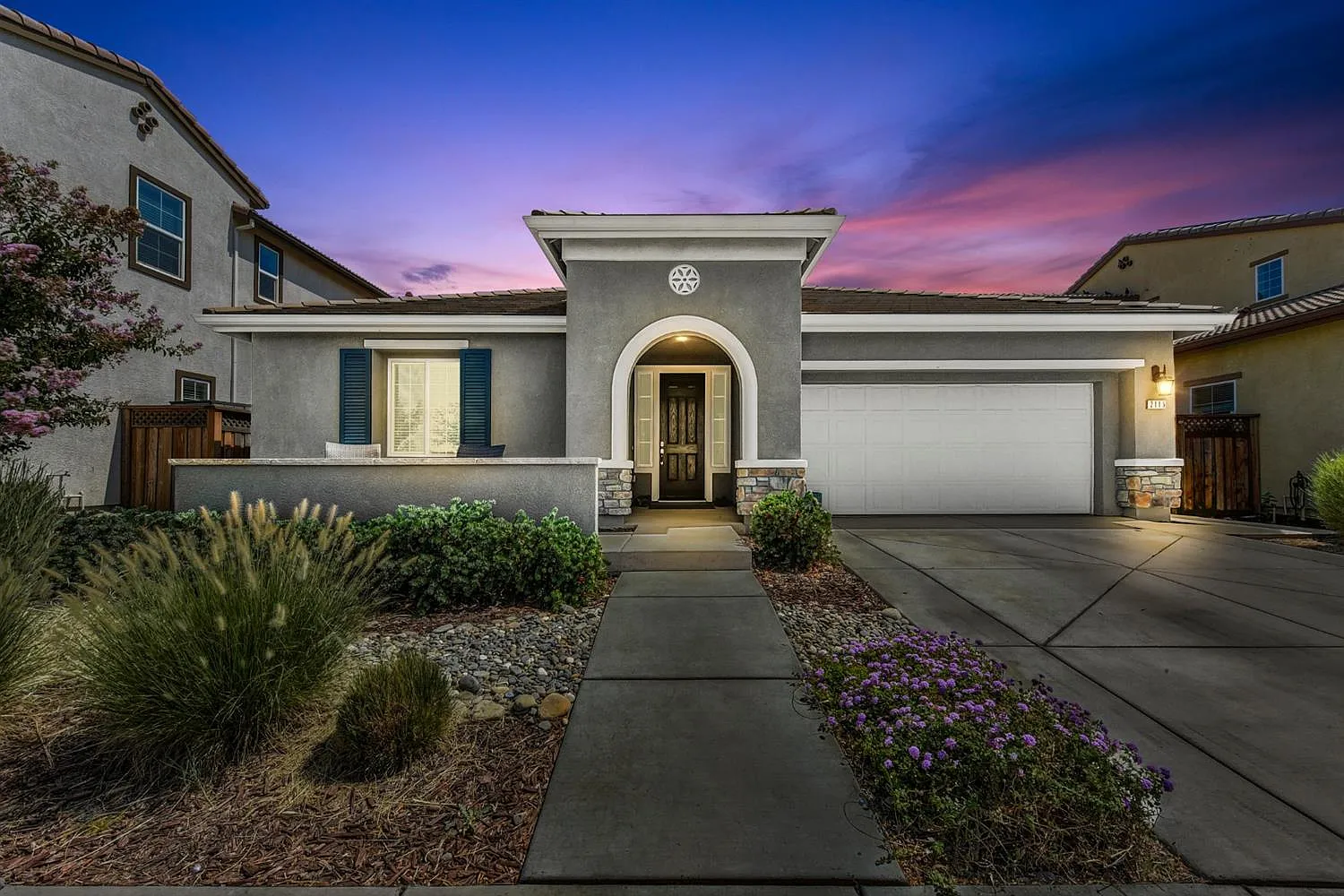 2115 Harry Lorenzo Ave photo 1