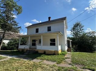 289 2nd St SW, Carrollton, OH 44615