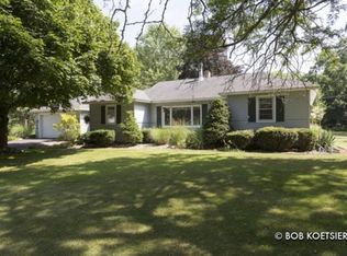 5864 Bauer Rd, Hudsonville, MI 49426