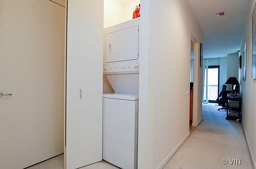 5th image of 400 N La Salle St #3106