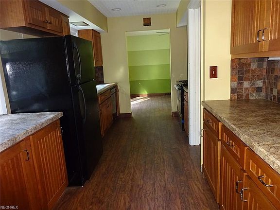 5th image of 10208 Fairtree Dr