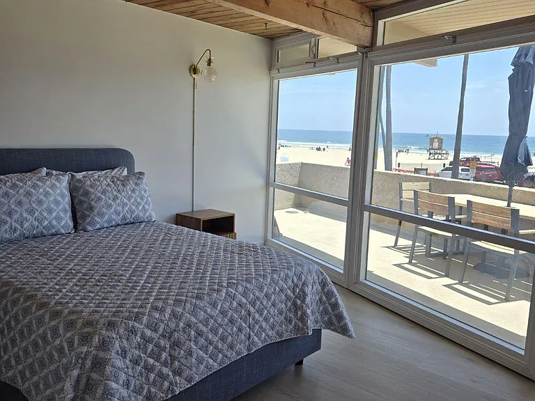 2014 W Oceanfront — Photo 6