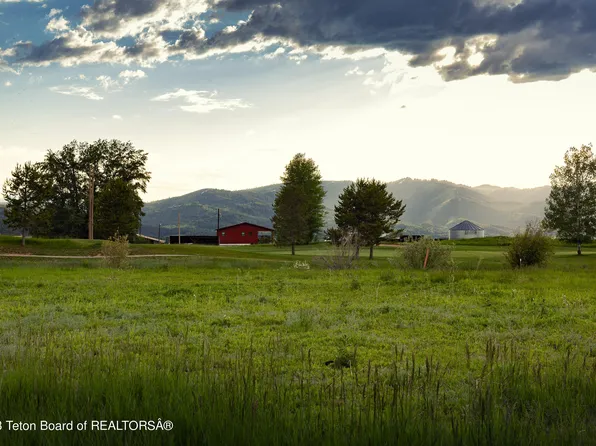 60 Hastings Dr, Victor, ID 83455