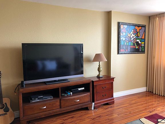 4th image of 6039 Collins Ave APT 822