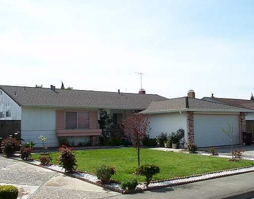 1st image of 321464 Deborah Ct