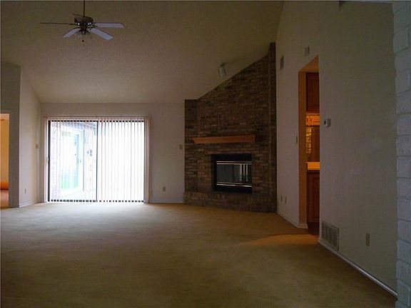 4th image of 8408 Lake Harbor Ct