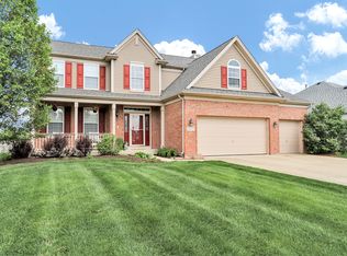 2672 Moutray Ln, North Aurora, IL 60542