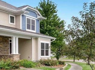 1904 Chelsea Ct, Iowa City, IA 52240