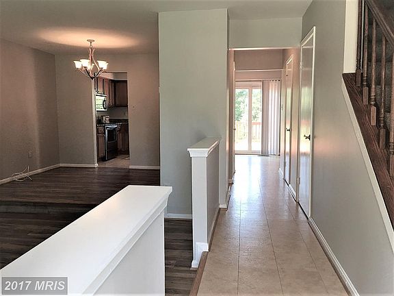 3rd image of 3400 Queensborough Dr