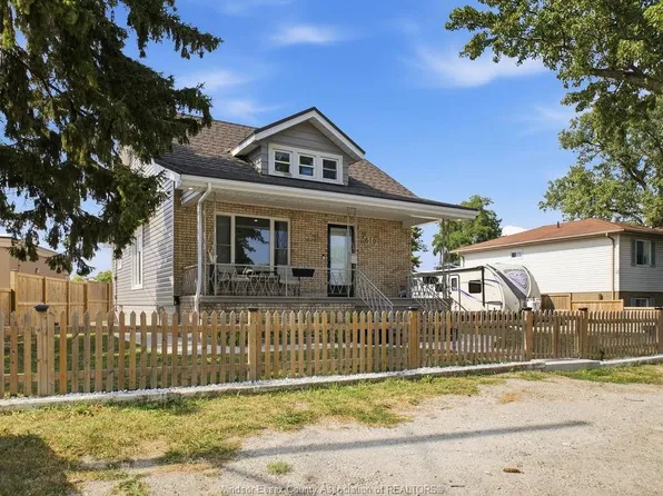 610 Brazil Ave, Windsor, ON N8X 2X5