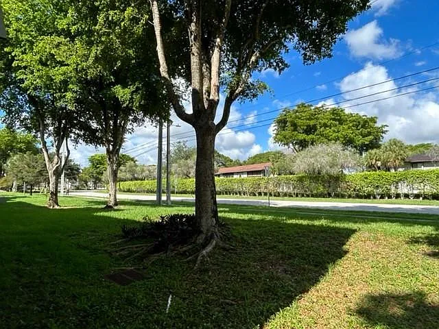 9351 Lime Bay Blvd — Photo 4