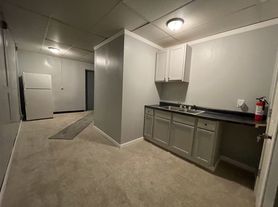 1622 West Western Avenue - 5