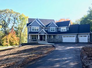 500 Old Crystal Bay Rd S, Long Lake, MN 55356