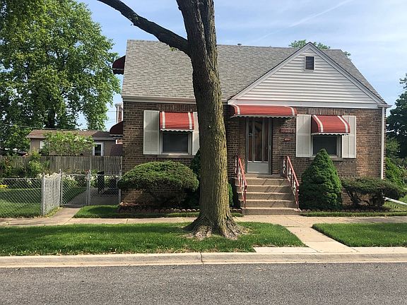 2nd image of 10958 S Avenue C