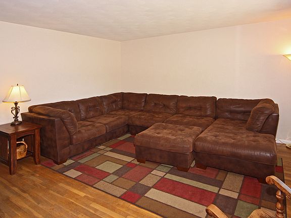 4th image of 8207 Topaz Dr