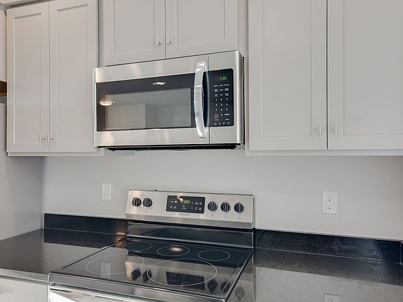 4th image of 276 S Echo Canyon Ave