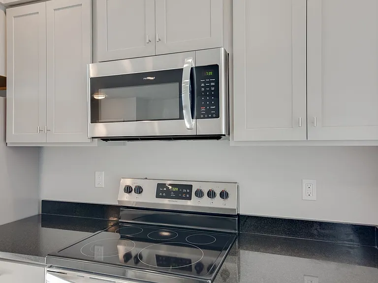 319 S Riggs Spring Ave — Photo 14