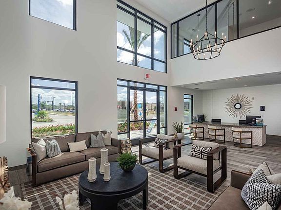 2nd image of 4450 Tropea Way Unit 1206
