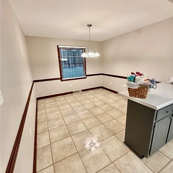 18210 Branders Bridge Rd — Photo 6