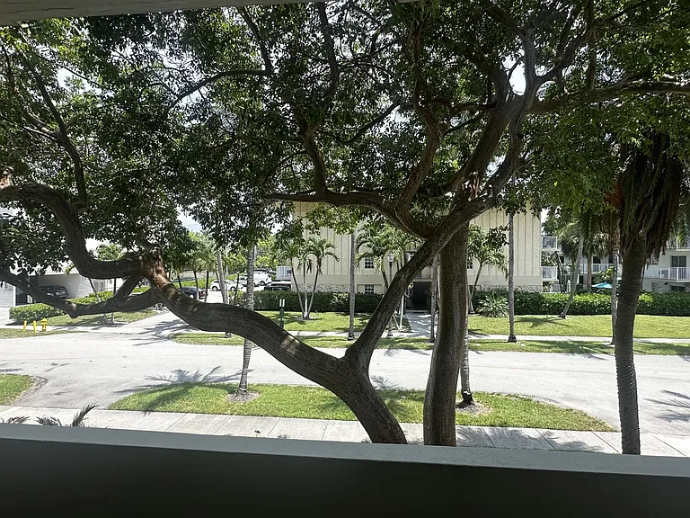 300 Galen Dr #206 — Photo 30