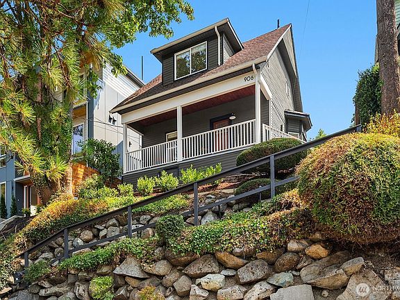 3rd image of 906 29th Avenue