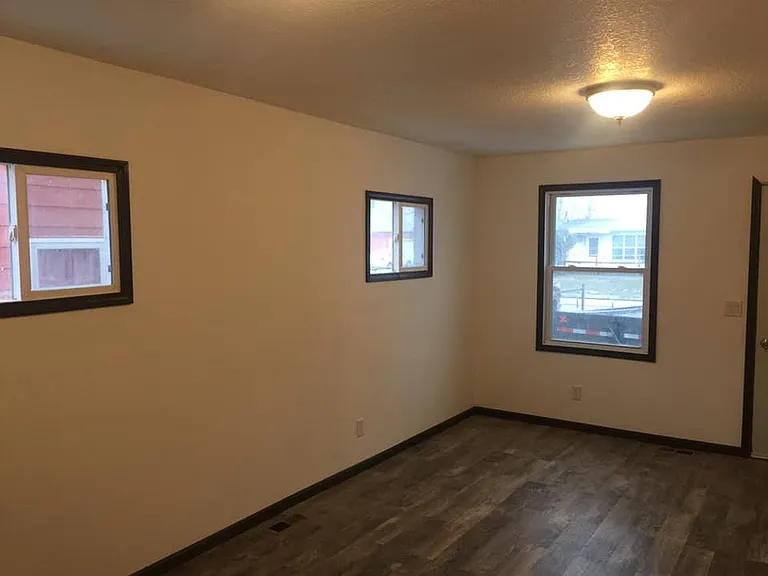 509 N 14th Ave — Photo 12