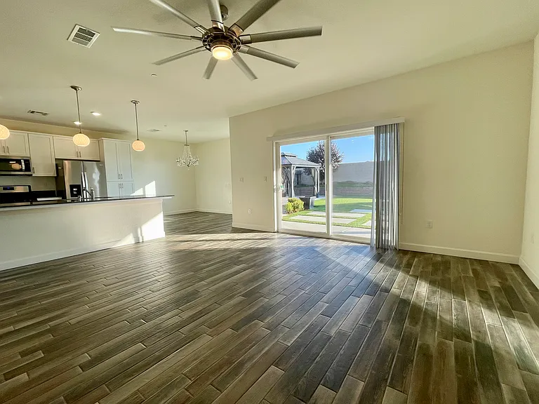 1357 Wren Dr — Photo 20