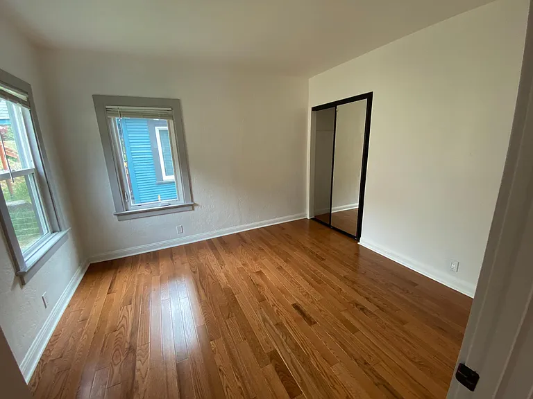 511 Mill St — Photo 11
