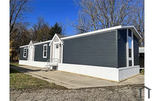 12 Eagle Ave Photo 1