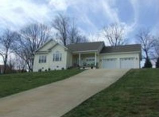 195 Redbud Ln, Dayton, TN 37321