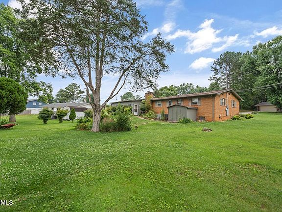 3rd image of 7101 Fontis Dr