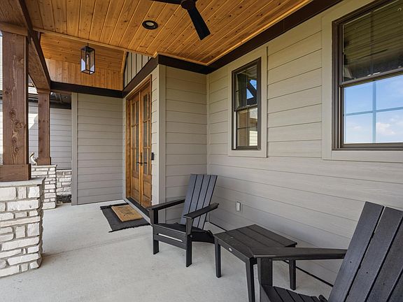 2nd image of 1607 Lickert Rd