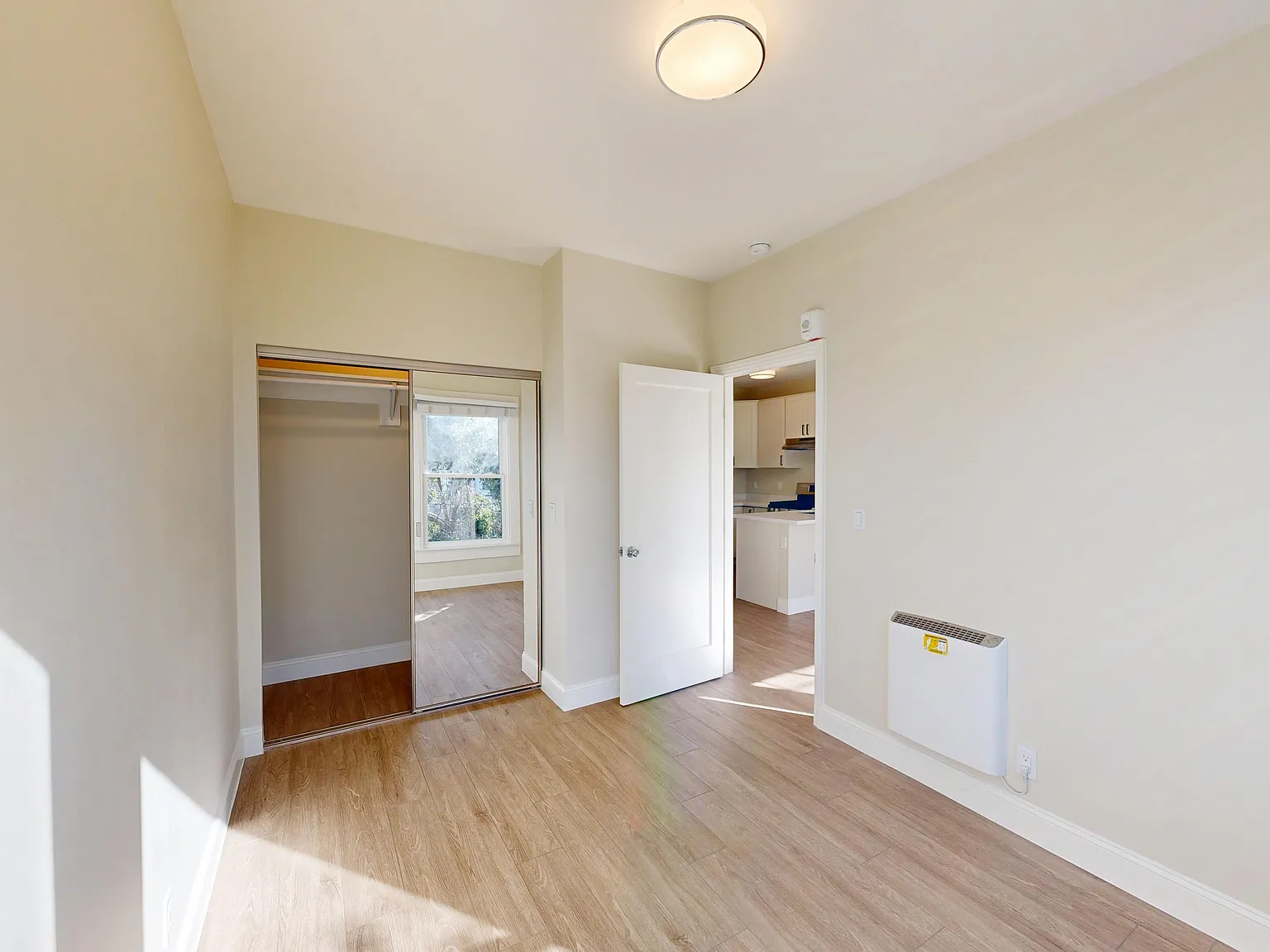 1260 Broadway Street — Photo 2