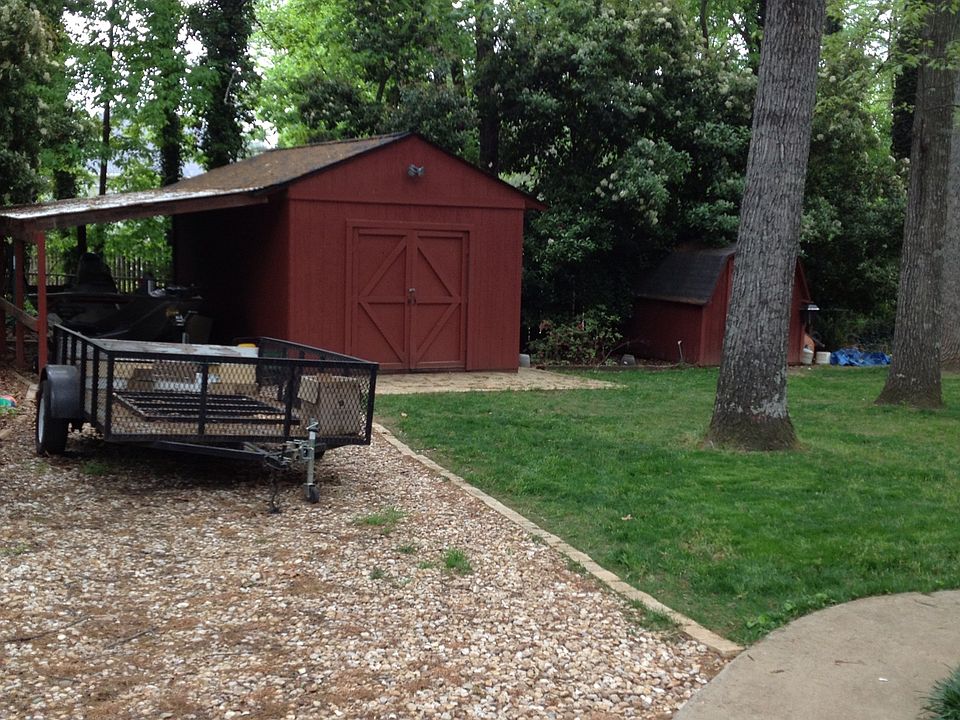 2nd image of 180 Wavetree Dr