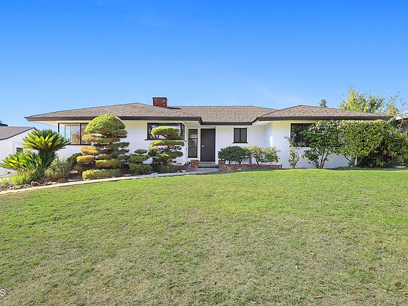 3rd image of 515 Cliff Dr