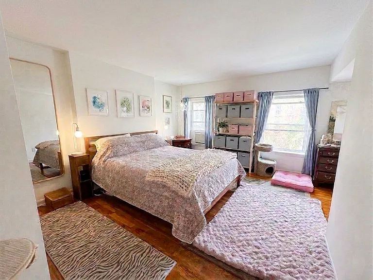 459 W 24th St #3 — Photo 3
