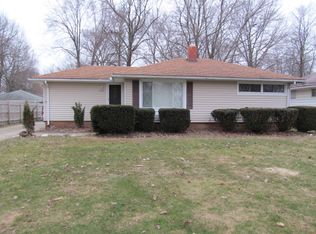 13939 Settlement Acres Dr, Brookpark, OH