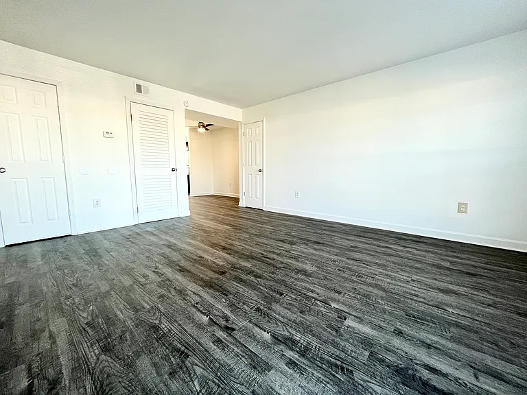 3 BR- Deluxe