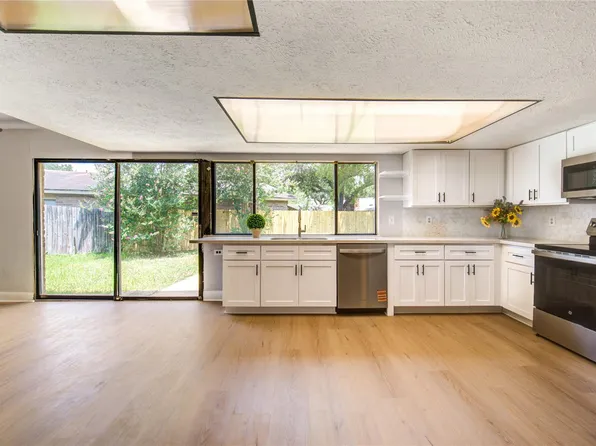 15515 Mira Monte Dr, Houston, TX 77083